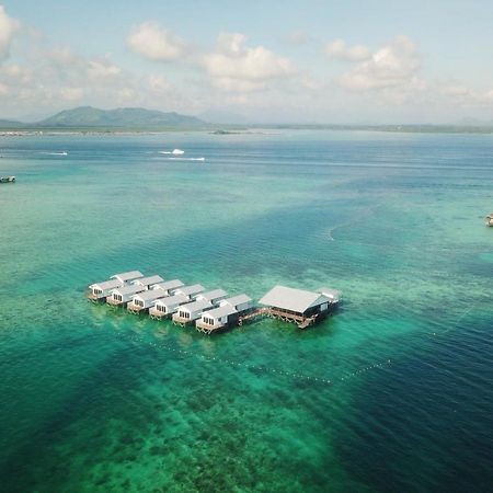 Shun Shun Water Bungalows Hotell Semporna Exteriör bild