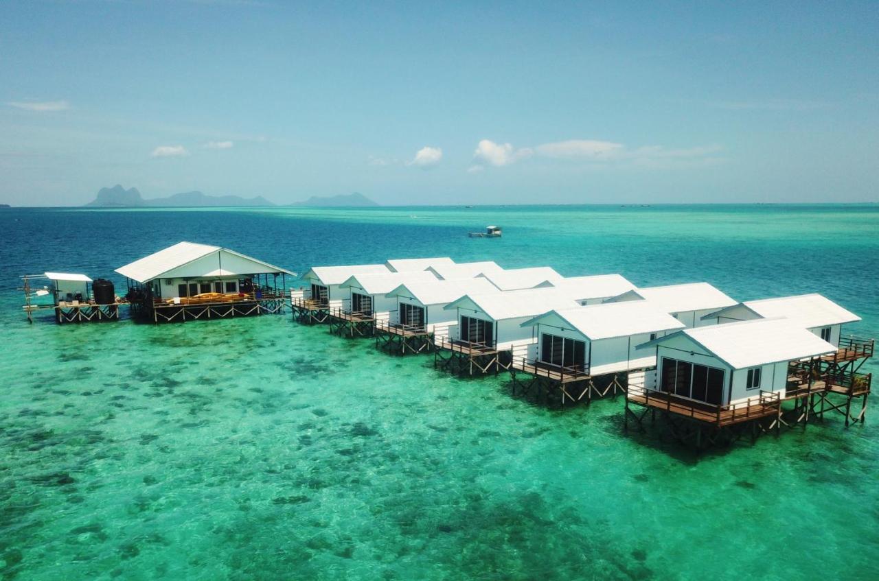 Shun Shun Water Bungalows Hotell Semporna Exteriör bild